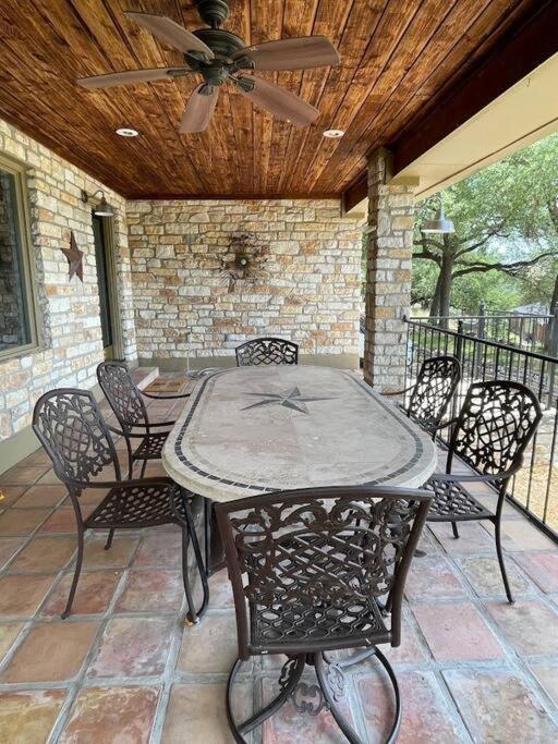Lakeview Bungalow-Access To Lake, Pool, Gym, &Park Lago Vista Exterior photo